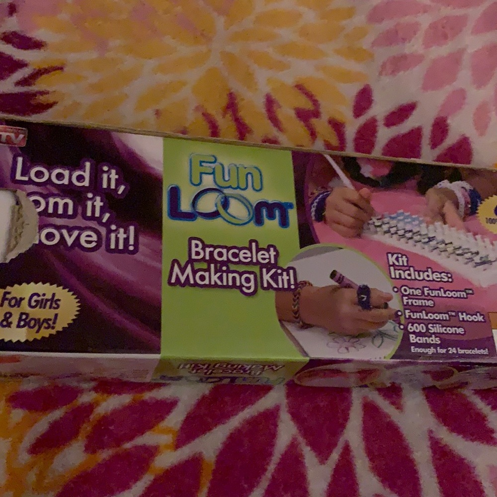 Fun loom Bracelets ,small fun loom bracelets are$15.00 ,lar $25.00